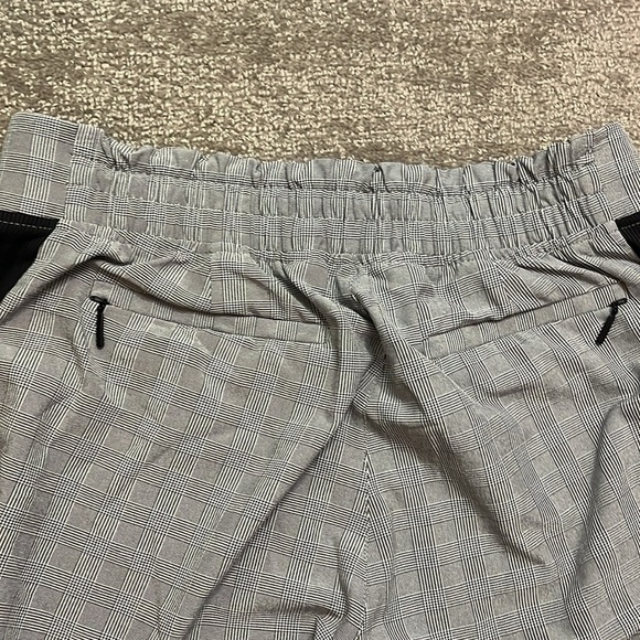 Athleta Brooklyn Black and White Plaid Ankle Pant Size 4 - Picture 4 of 13